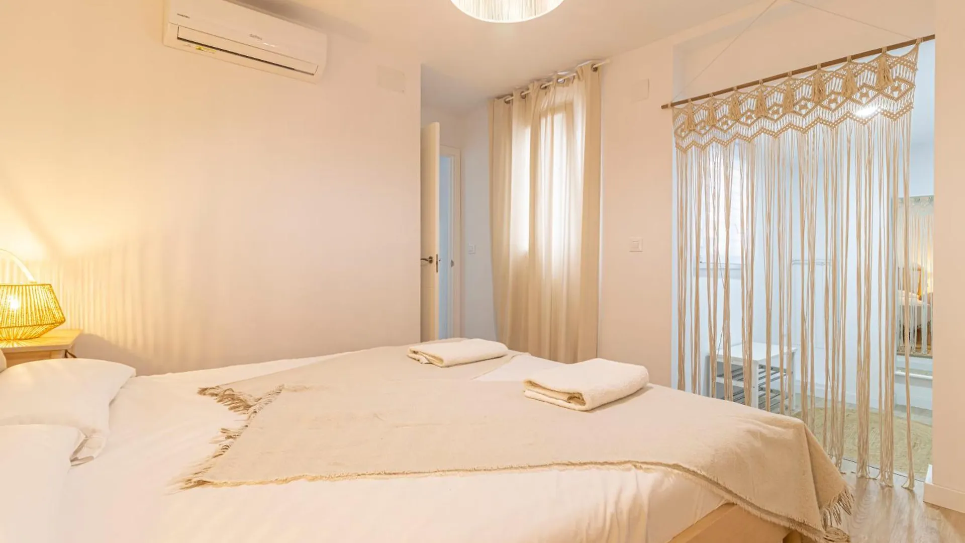 Allo Apartments Morenos Centro Jerez de la Frontera 0*,  Spanyolország